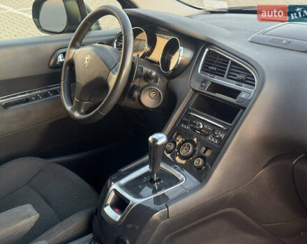 Сірий Пежо 5008, об'ємом двигуна 1.6 л та пробігом 269 тис. км за 7700 $, фото 32 на Automoto.ua