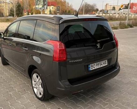 Серый Пежо 5008, объемом двигателя 2 л и пробегом 211 тыс. км за 10699 $, фото 6 на Automoto.ua