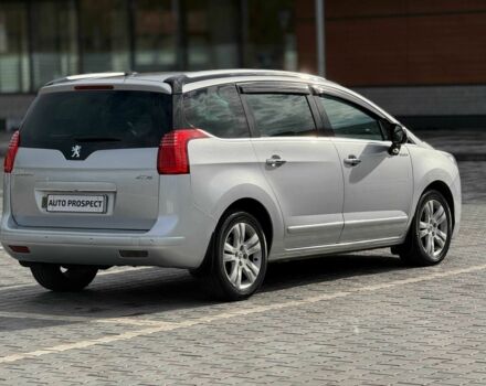 Сірий Пежо 5008, об'ємом двигуна 1.6 л та пробігом 268 тис. км за 7500 $, фото 4 на Automoto.ua