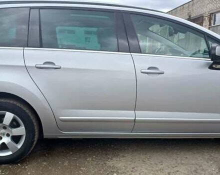 Серый Пежо 5008, объемом двигателя 1.6 л и пробегом 217 тыс. км за 9500 $, фото 11 на Automoto.ua