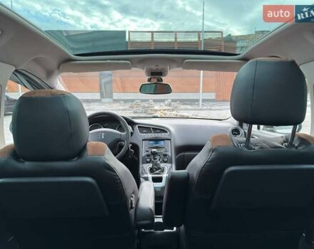 Серый Пежо 5008, объемом двигателя 1.6 л и пробегом 269 тыс. км за 7500 $, фото 22 на Automoto.ua