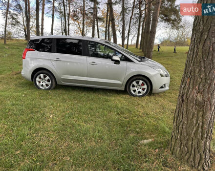 Сірий Пежо 5008, об'ємом двигуна 0 л та пробігом 264 тис. км за 9400 $, фото 35 на Automoto.ua