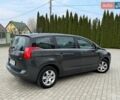 Серый Пежо 5008, объемом двигателя 1.6 л и пробегом 251 тыс. км за 7800 $, фото 19 на Automoto.ua