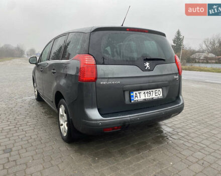 Серый Пежо 5008, объемом двигателя 1.6 л и пробегом 272 тыс. км за 7800 $, фото 2 на Automoto.ua
