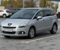 Сірий Пежо 5008, об'ємом двигуна 1.6 л та пробігом 268 тис. км за 7500 $, фото 2 на Automoto.ua