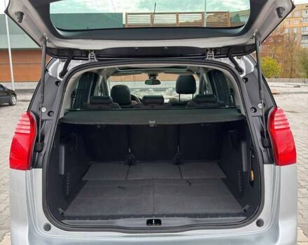 Серый Пежо 5008, объемом двигателя 1.6 л и пробегом 269 тыс. км за 7500 $, фото 27 на Automoto.ua