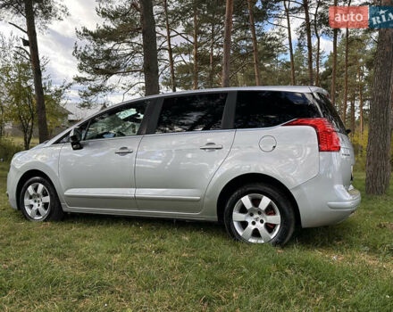 Сірий Пежо 5008, об'ємом двигуна 0 л та пробігом 264 тис. км за 9400 $, фото 17 на Automoto.ua