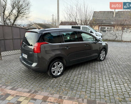 Серый Пежо 5008, объемом двигателя 2 л и пробегом 231 тыс. км за 9500 $, фото 4 на Automoto.ua