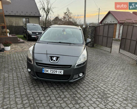 Серый Пежо 5008, объемом двигателя 2 л и пробегом 231 тыс. км за 9500 $, фото 12 на Automoto.ua