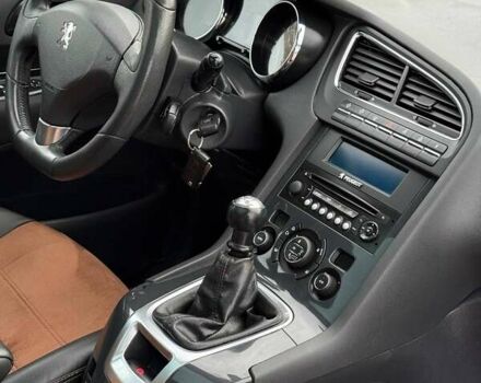Серый Пежо 5008, объемом двигателя 1.6 л и пробегом 269 тыс. км за 7500 $, фото 20 на Automoto.ua