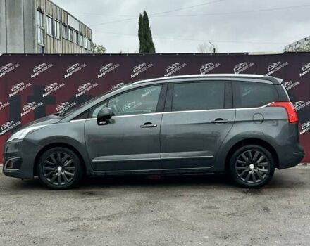 Серый Пежо 5008, объемом двигателя 1.6 л и пробегом 254 тыс. км за 7000 $, фото 4 на Automoto.ua