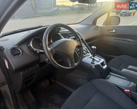 Сірий Пежо 5008, об'ємом двигуна 1.6 л та пробігом 269 тис. км за 7700 $, фото 19 на Automoto.ua
