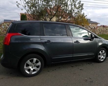 Сірий Пежо 5008, об'ємом двигуна 1.6 л та пробігом 192 тис. км за 9100 $, фото 1 на Automoto.ua