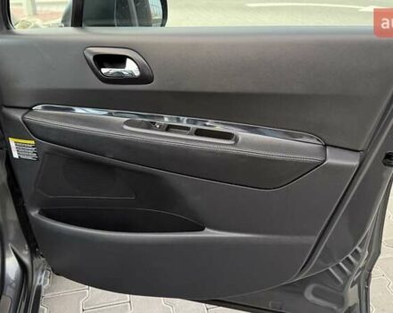 Серый Пежо 5008, объемом двигателя 2 л и пробегом 211 тыс. км за 10699 $, фото 27 на Automoto.ua