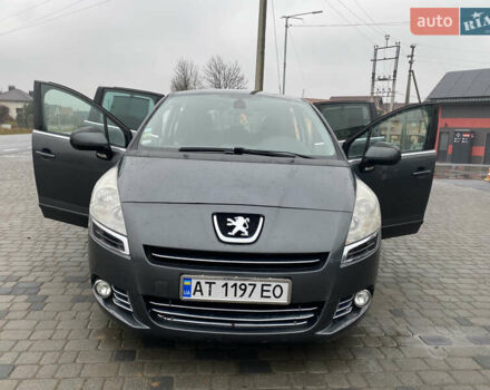 Серый Пежо 5008, объемом двигателя 1.6 л и пробегом 272 тыс. км за 7800 $, фото 13 на Automoto.ua
