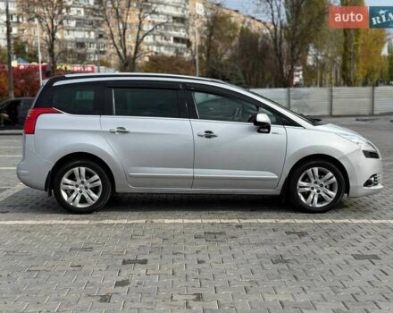 Серый Пежо 5008, объемом двигателя 1.6 л и пробегом 269 тыс. км за 7500 $, фото 14 на Automoto.ua