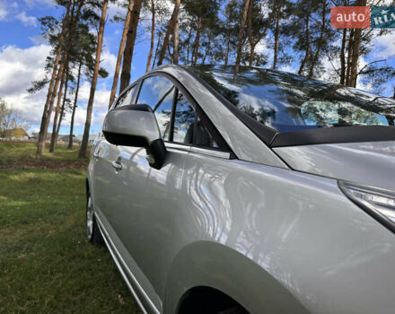 Сірий Пежо 5008, об'ємом двигуна 0 л та пробігом 264 тис. км за 9400 $, фото 24 на Automoto.ua