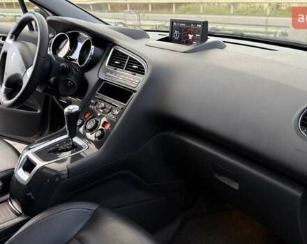 Серый Пежо 5008, объемом двигателя 2 л и пробегом 211 тыс. км за 10699 $, фото 29 на Automoto.ua