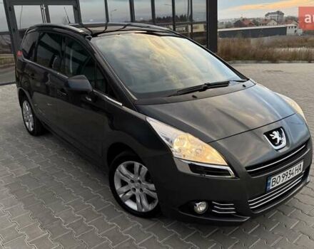 Серый Пежо 5008, объемом двигателя 2 л и пробегом 211 тыс. км за 10699 $, фото 12 на Automoto.ua