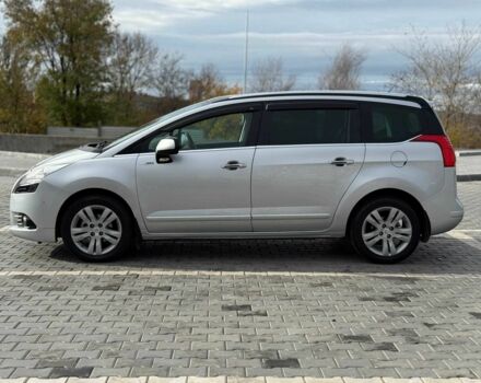 Сірий Пежо 5008, об'ємом двигуна 1.6 л та пробігом 268 тис. км за 7500 $, фото 3 на Automoto.ua