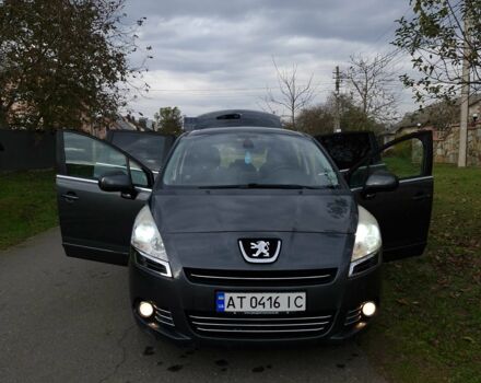 Сірий Пежо 5008, об'ємом двигуна 1.6 л та пробігом 192 тис. км за 9100 $, фото 3 на Automoto.ua