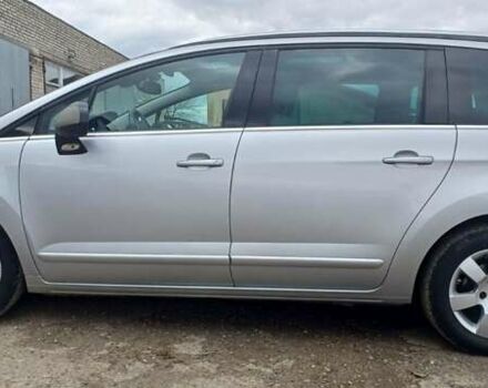 Серый Пежо 5008, объемом двигателя 1.6 л и пробегом 217 тыс. км за 9500 $, фото 12 на Automoto.ua