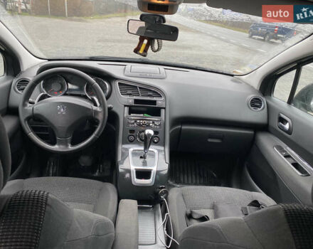 Серый Пежо 5008, объемом двигателя 1.6 л и пробегом 272 тыс. км за 7800 $, фото 11 на Automoto.ua