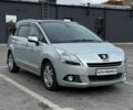 Сірий Пежо 5008, об'ємом двигуна 1.6 л та пробігом 268 тис. км за 7500 $, фото 1 на Automoto.ua
