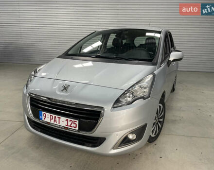 Серый Пежо 5008, объемом двигателя 1.6 л и пробегом 237 тыс. км за 10650 $, фото 15 на Automoto.ua