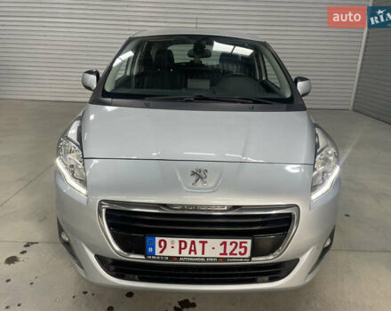 Сірий Пежо 5008, об'ємом двигуна 1.6 л та пробігом 237 тис. км за 10650 $, фото 11 на Automoto.ua