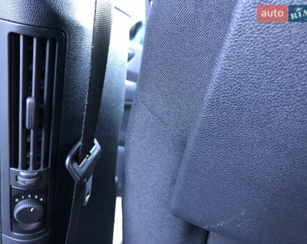 Сірий Пежо 5008, об'ємом двигуна 1.6 л та пробігом 185 тис. км за 10400 $, фото 49 на Automoto.ua