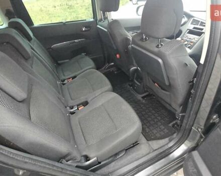 Сірий Пежо 5008, об'ємом двигуна 1.56 л та пробігом 263 тис. км за 10200 $, фото 21 на Automoto.ua