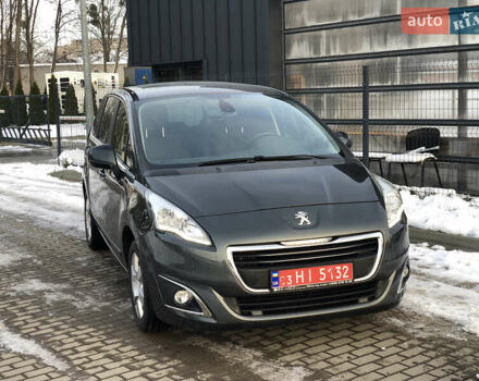 Сірий Пежо 5008, об'ємом двигуна 1.6 л та пробігом 185 тис. км за 10400 $, фото 3 на Automoto.ua