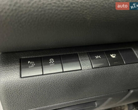 Сірий Пежо 5008, об'ємом двигуна 1.6 л та пробігом 237 тис. км за 10650 $, фото 16 на Automoto.ua