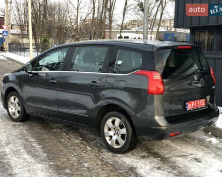 Сірий Пежо 5008, об'ємом двигуна 1.6 л та пробігом 185 тис. км за 10400 $, фото 28 на Automoto.ua