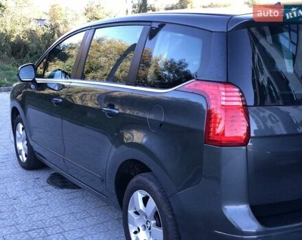 Сірий Пежо 5008, об'ємом двигуна 1.6 л та пробігом 185 тис. км за 10800 $, фото 13 на Automoto.ua