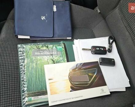 Сірий Пежо 5008, об'ємом двигуна 1.56 л та пробігом 263 тис. км за 10200 $, фото 39 на Automoto.ua