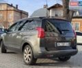 Серый Пежо 5008, объемом двигателя 1.56 л и пробегом 230 тыс. км за 9800 $, фото 2 на Automoto.ua
