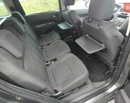 Сірий Пежо 5008, об'ємом двигуна 1.56 л та пробігом 263 тис. км за 10200 $, фото 22 на Automoto.ua