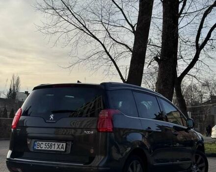 Серый Пежо 5008, объемом двигателя 1.56 л и пробегом 230 тыс. км за 9800 $, фото 7 на Automoto.ua