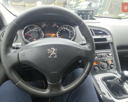 Сірий Пежо 5008, об'ємом двигуна 1.56 л та пробігом 263 тис. км за 10200 $, фото 13 на Automoto.ua