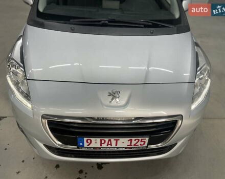 Серый Пежо 5008, объемом двигателя 1.6 л и пробегом 237 тыс. км за 10650 $, фото 8 на Automoto.ua