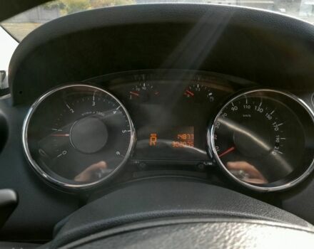 Сірий Пежо 5008, об'ємом двигуна 1.6 л та пробігом 300 тис. км за 9000 $, фото 8 на Automoto.ua