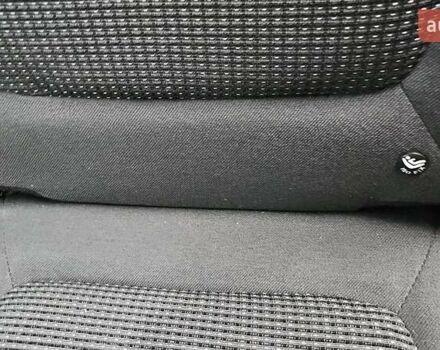 Сірий Пежо 5008, об'ємом двигуна 1.56 л та пробігом 263 тис. км за 10200 $, фото 35 на Automoto.ua