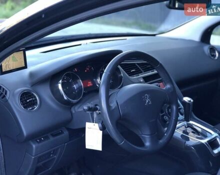Сірий Пежо 5008, об'ємом двигуна 1.6 л та пробігом 185 тис. км за 10800 $, фото 15 на Automoto.ua