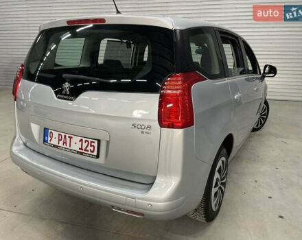 Серый Пежо 5008, объемом двигателя 1.6 л и пробегом 237 тыс. км за 10650 $, фото 19 на Automoto.ua