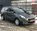 Серый Пежо 5008, объемом двигателя 1.6 л и пробегом 185 тыс. км за 9990 $, фото 3 на Automoto.ua