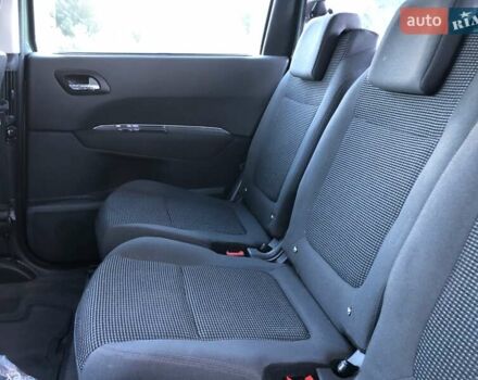 Сірий Пежо 5008, об'ємом двигуна 1.6 л та пробігом 185 тис. км за 10800 $, фото 38 на Automoto.ua