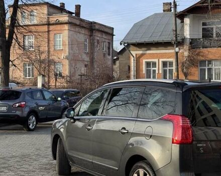 Серый Пежо 5008, объемом двигателя 1.56 л и пробегом 230 тыс. км за 9800 $, фото 11 на Automoto.ua