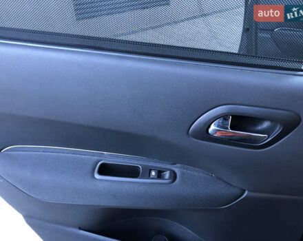 Сірий Пежо 5008, об'ємом двигуна 1.6 л та пробігом 185 тис. км за 10400 $, фото 50 на Automoto.ua